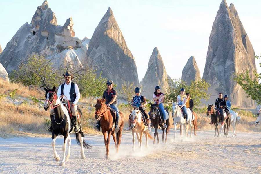 CAPPADOCIA HORSEBACK RIDING TOUR sunset view VIP transfer luxury experience
