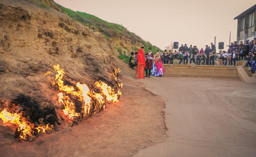 ABSERON PENINSULA TOUR VIP transfer luxury experience family friendly