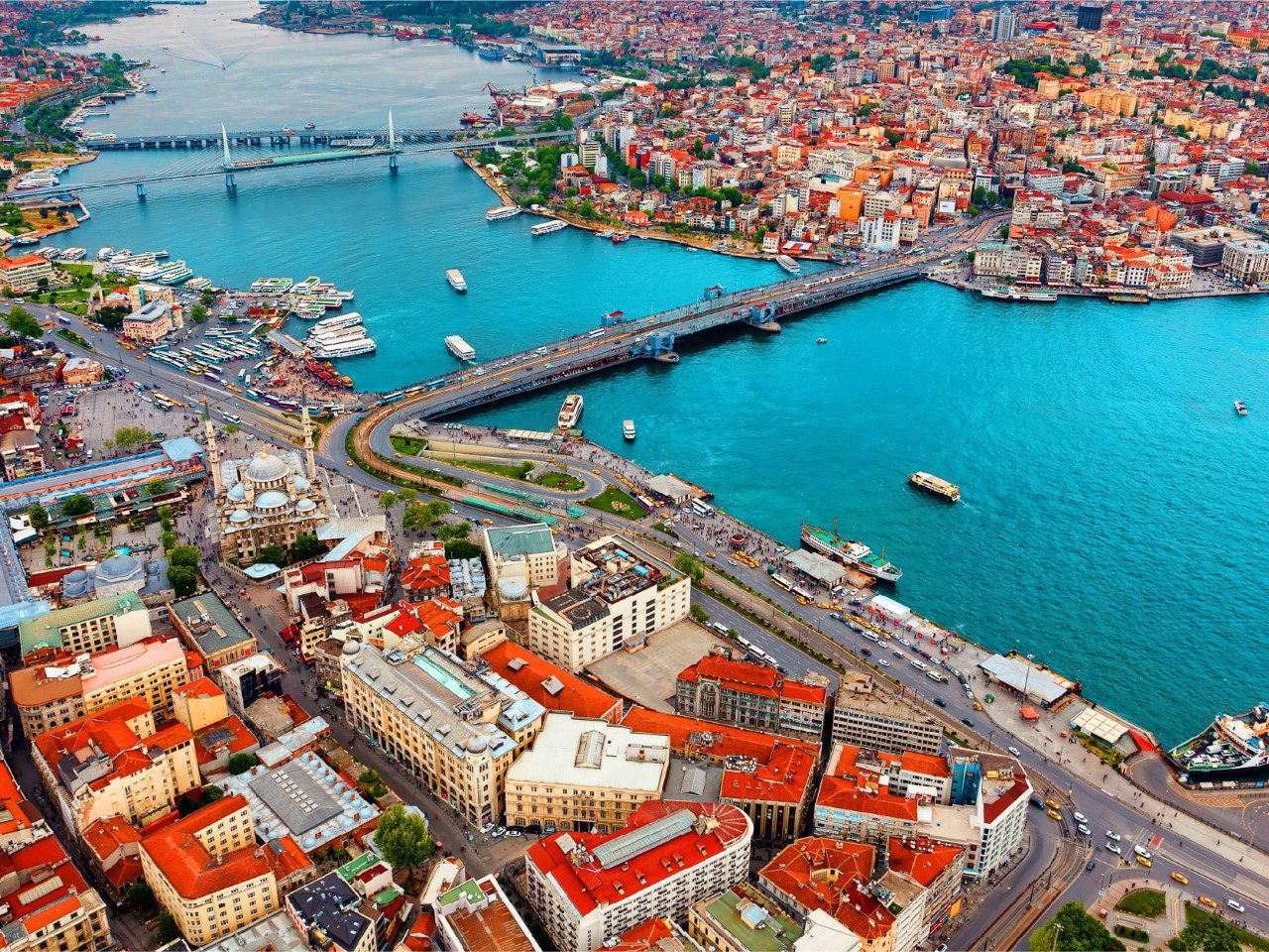 Bosphorus & Golden Horn Tour with private yacht VIP transfer luxury experience