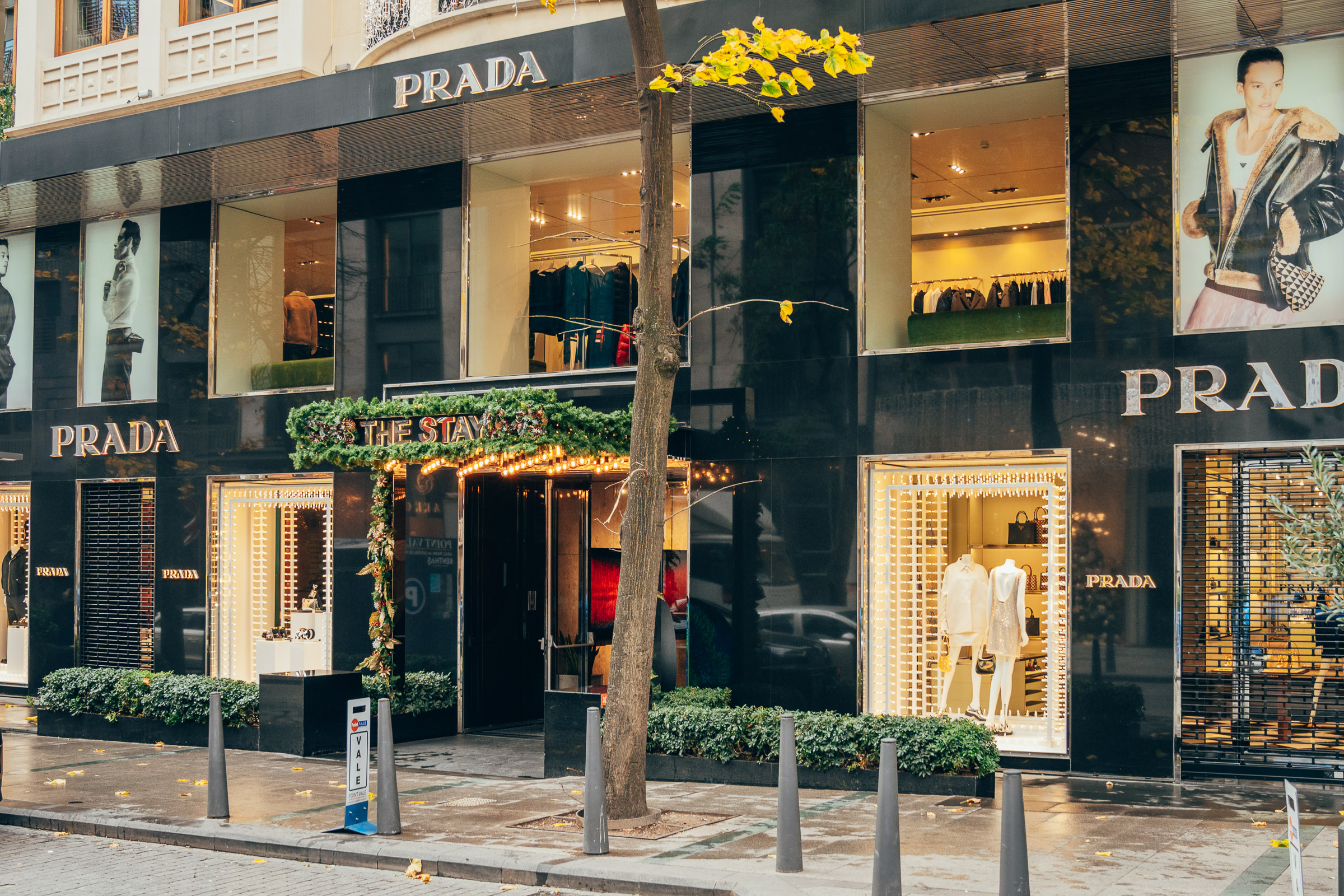 Luxury Shopping Tour VIP transfer luxury experience family friendly