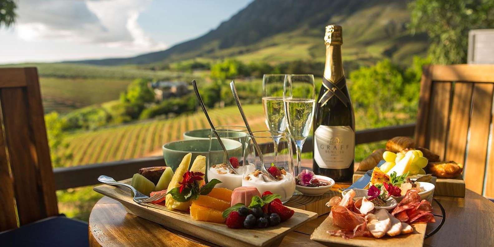GASTRONOMIC FOOD & WINE TOUR VIP transfer luxury experience nature escape